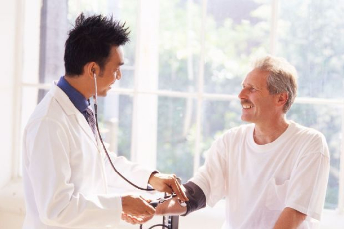 cuidados pos operatorios para idosos